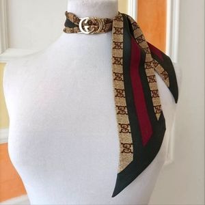 Gucci vintage bow for bag or neck